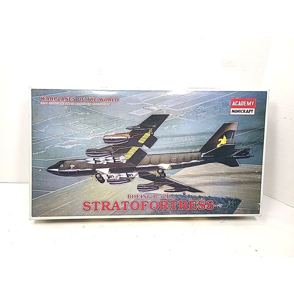Vintage Academy Minicraft BOEING B-52H STRATOFORTRESS #4432 NOS Model Kit